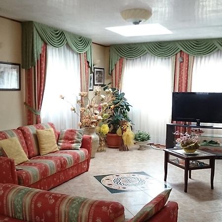 Hotel Holiday House 圣乔瓦尼·罗通多 外观 照片